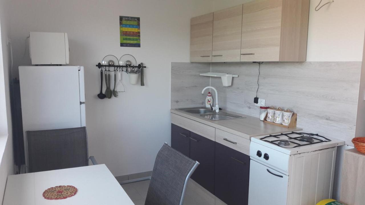 Apartment- Family Studio Malinska Buitenkant foto
